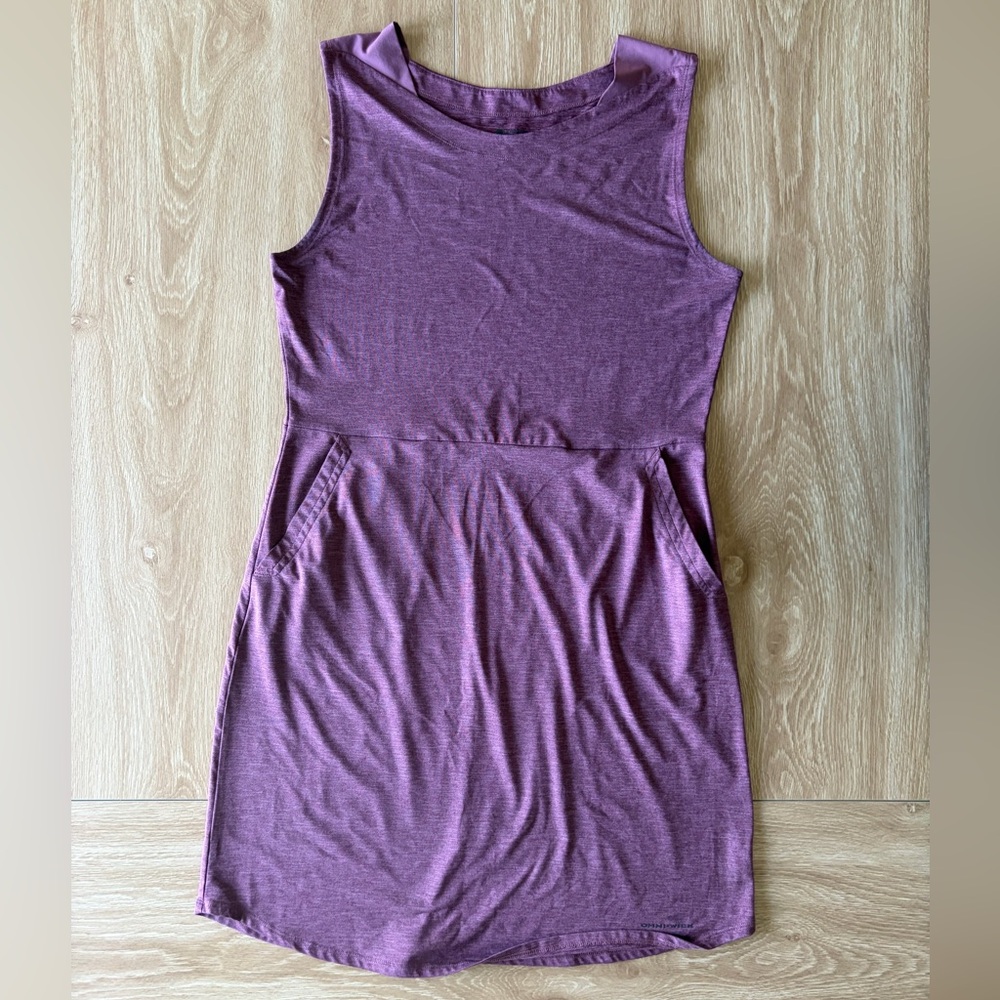 Columbia Omni-Wick Sleeveless Dress Red/ Purple - Size M